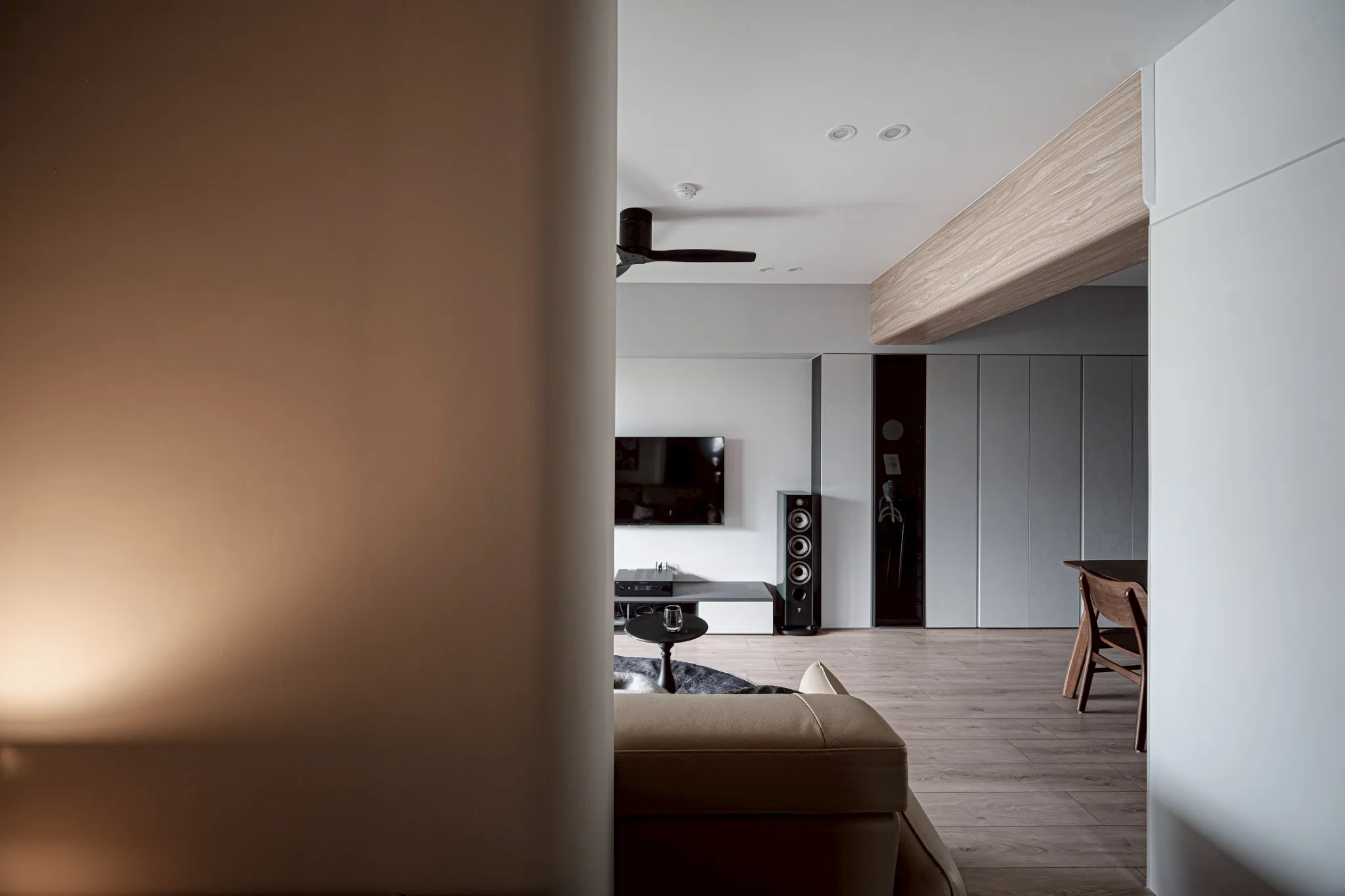 柔霧光影 · 都會靜謐