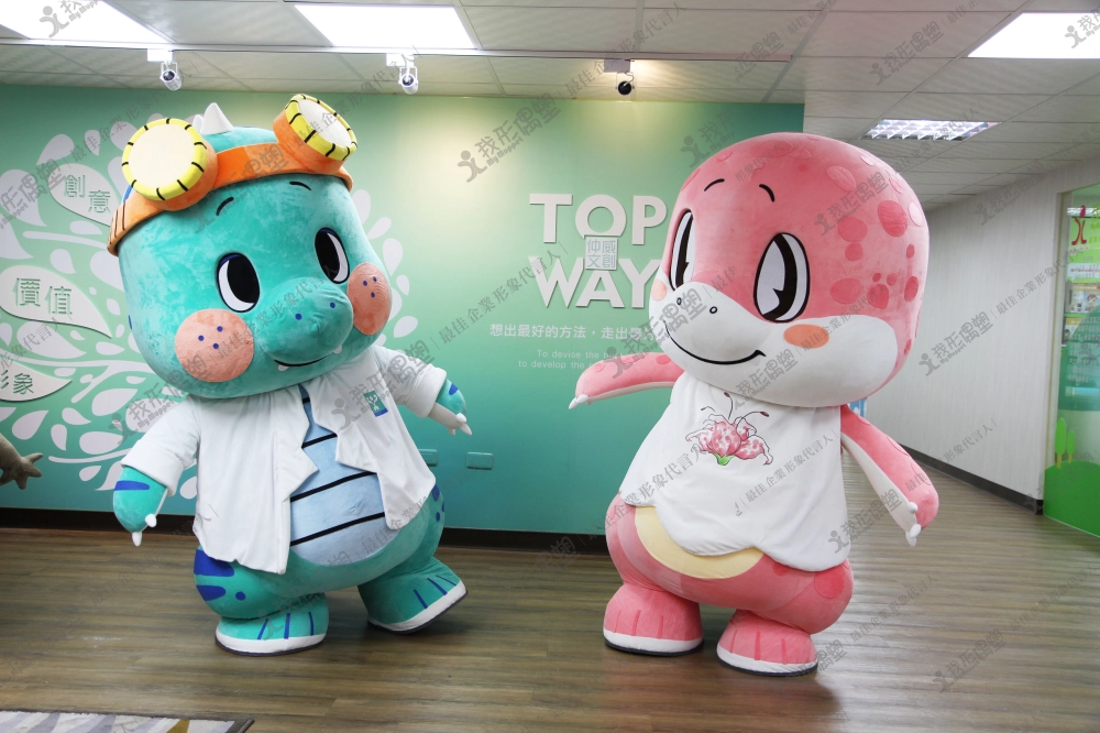 National Museum of Natural Science – Boobi & Lily