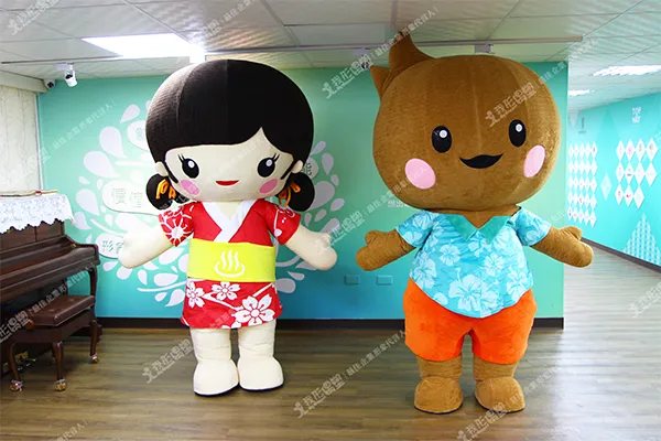 Wenwen Bao & Shasha Bao