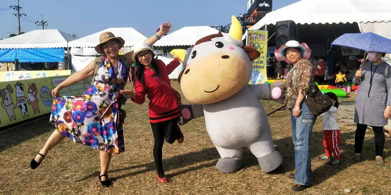 Dunwu Beef inflatable mascot costume