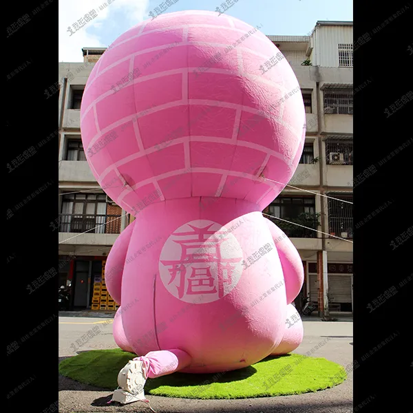 城隍廟 – 巨大桃大型エアー着ぐるみ