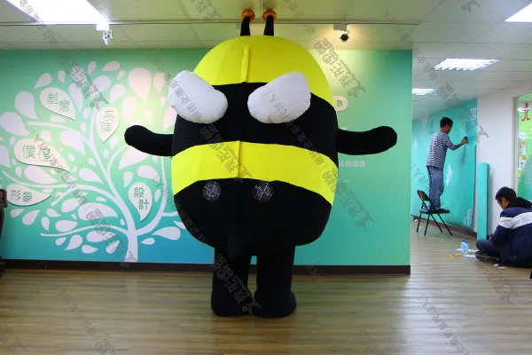 兆豊銀行 – ミツバチちゃん