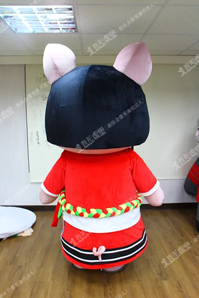 程希クリエイティブ – イノシシマスコット