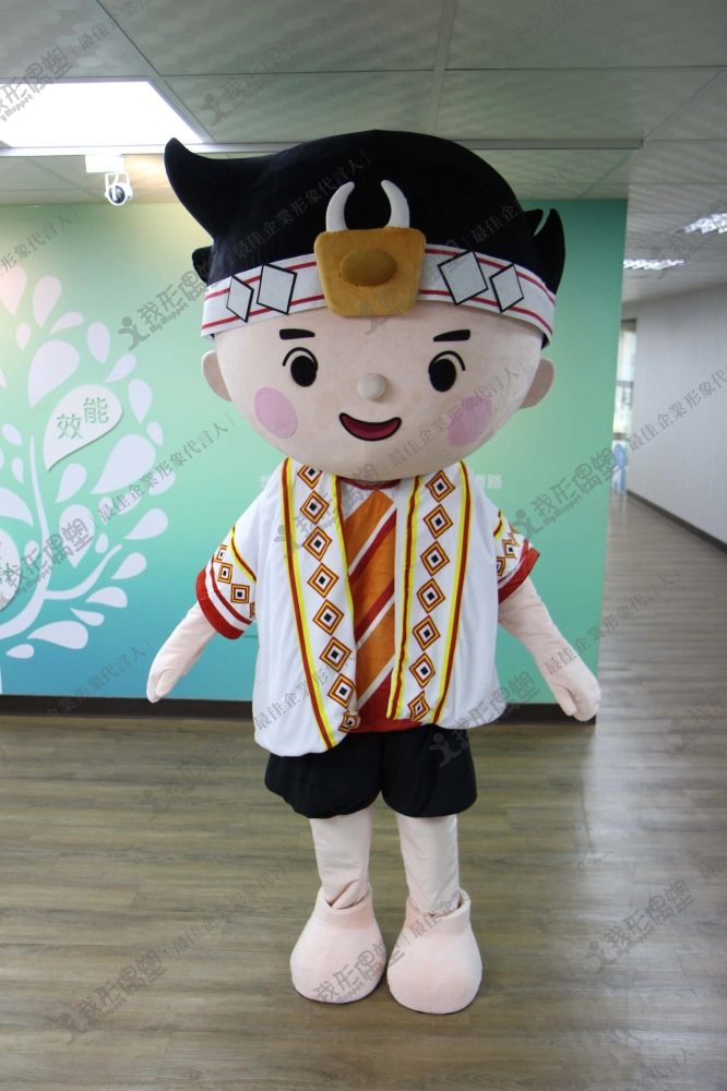 南投県仁愛郷公所 – ブヌン族カップル