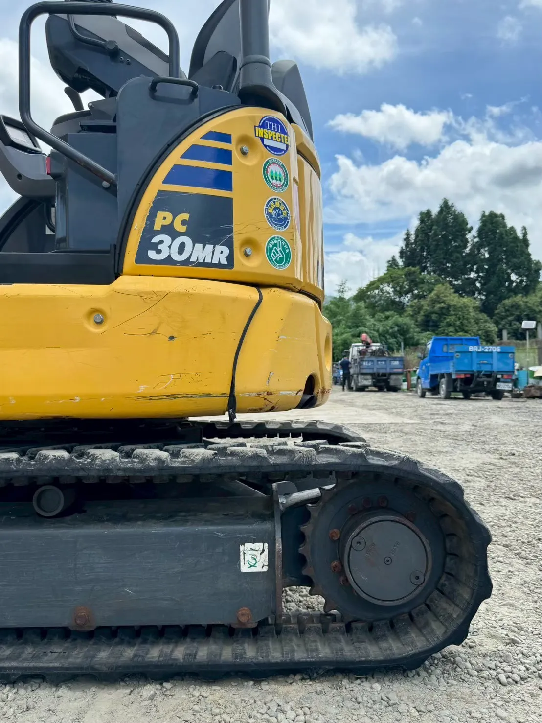 KOMATSU PC30MR-52016y 67h