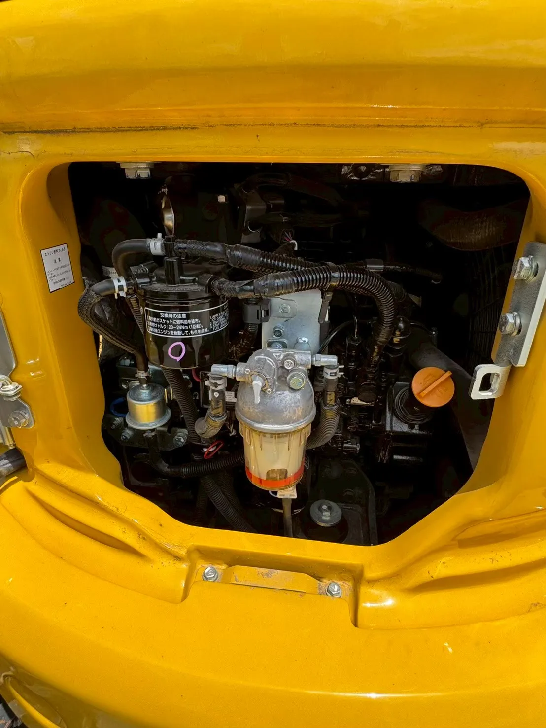 KOMATSU PC30MR-52023y 604h