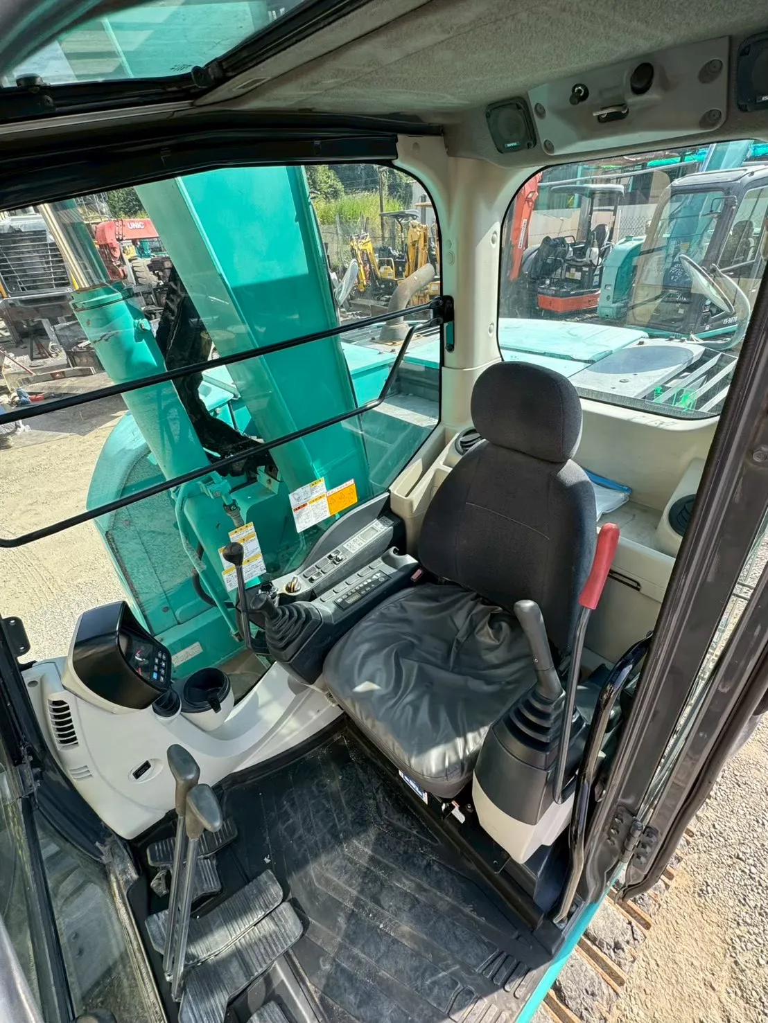 KOBELCO YT07SK75SR-3 2013yr5172hr
