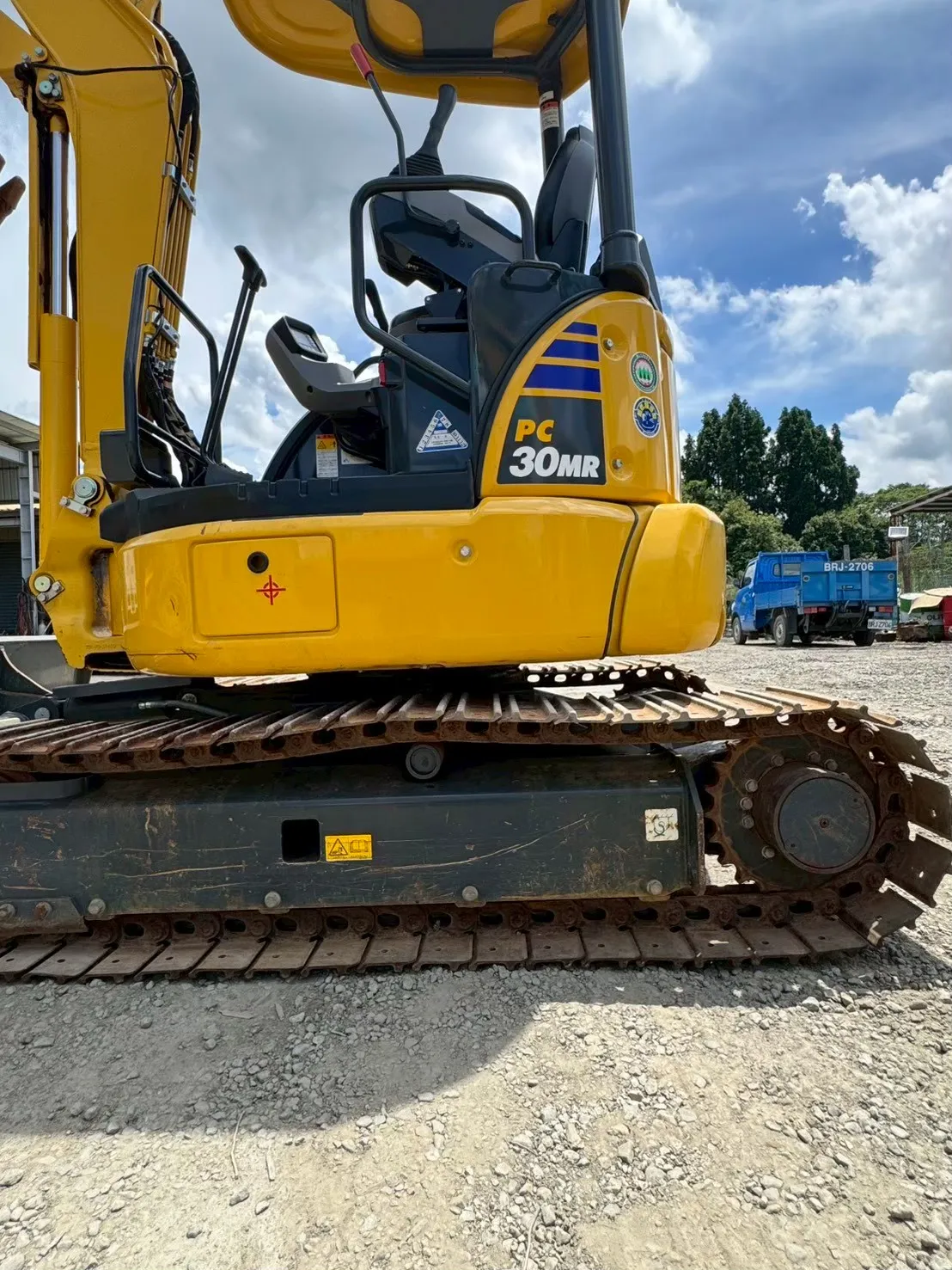 KOMATSU PC30MR-52023y 604h
