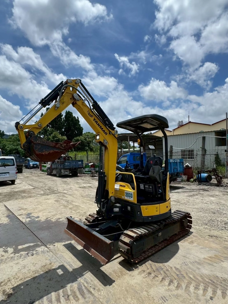 YANMAR VIO20-62023y 412h