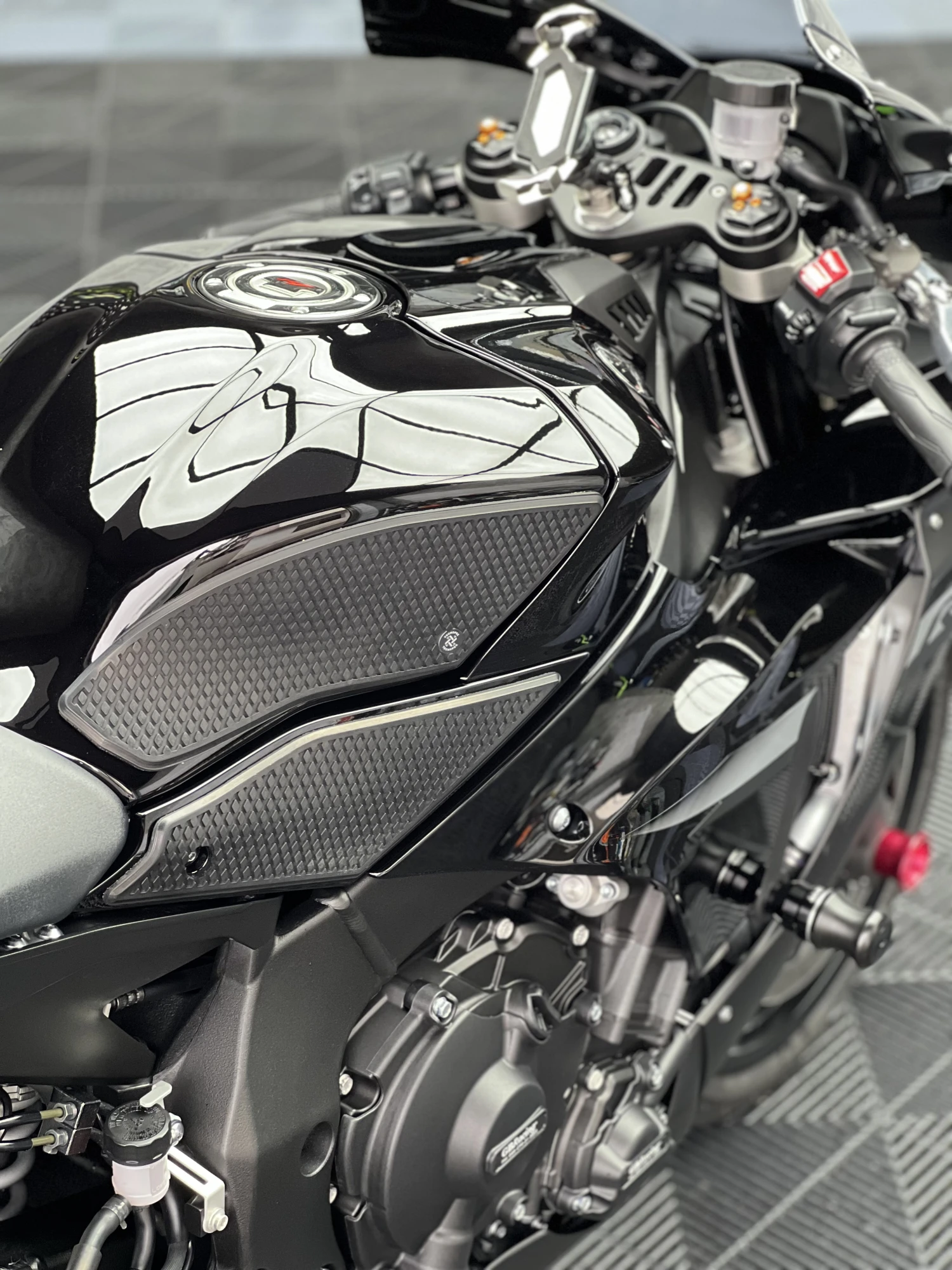 YZF R1 鍍膜施工
