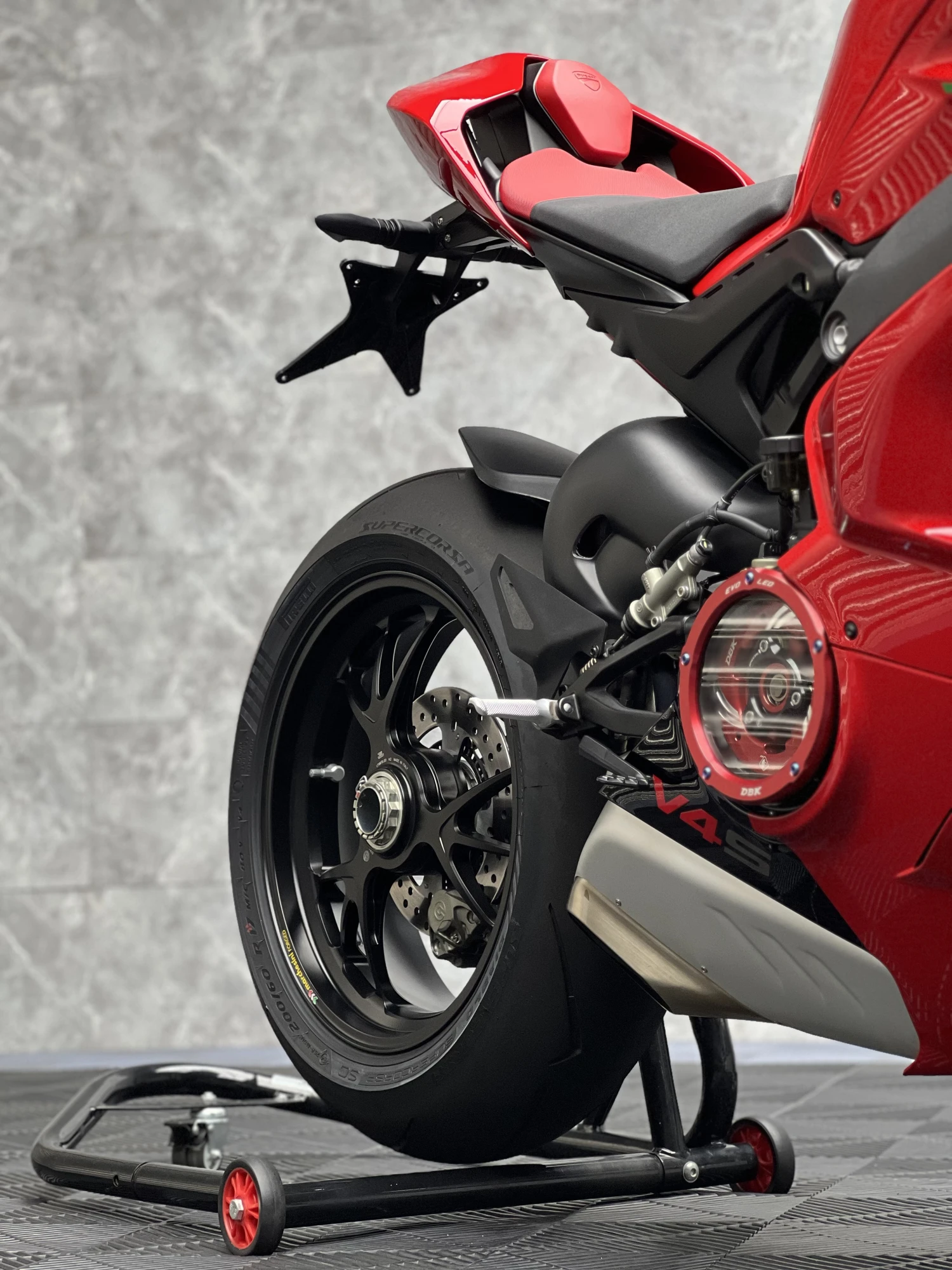 DUCATI PANIGALE V4S 鍍膜施工