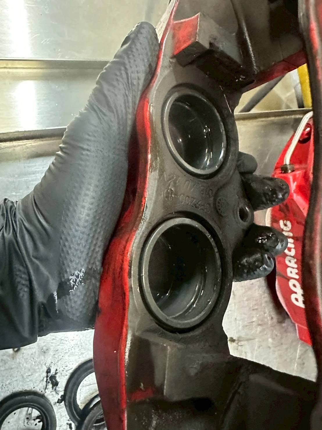 FORD FOCUS 前 AP9200 四活塞卡鉗分解整理