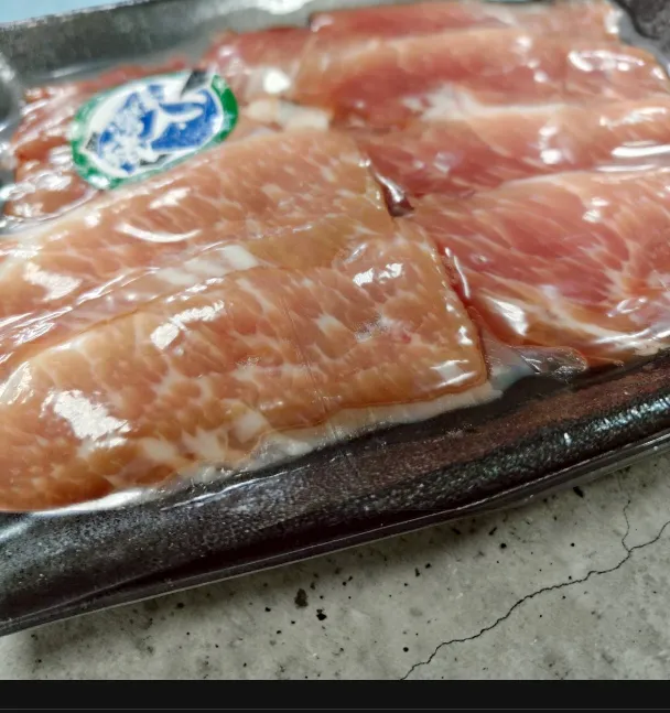 頂級在地黑豚手切雪花柳180克[立體包裝