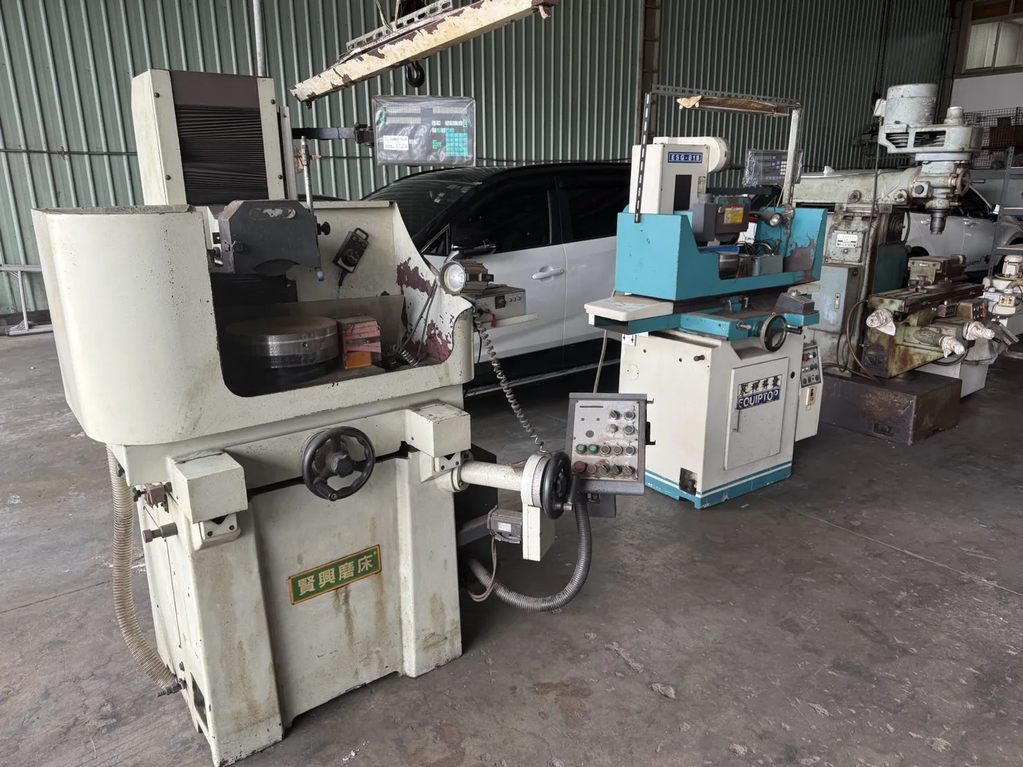260128-1 機械一批. 榮光無心磨床12型.滾齒刀研磨機.葉青外圓磨床.賢興.眾程圓盤磨床.高鋒 傳統銑床.立式鑽床.鑽頭工具.TOYOTA柴油堆高機創技 單面拋光機. 長旺 懸臂鑽床.傳統銑床