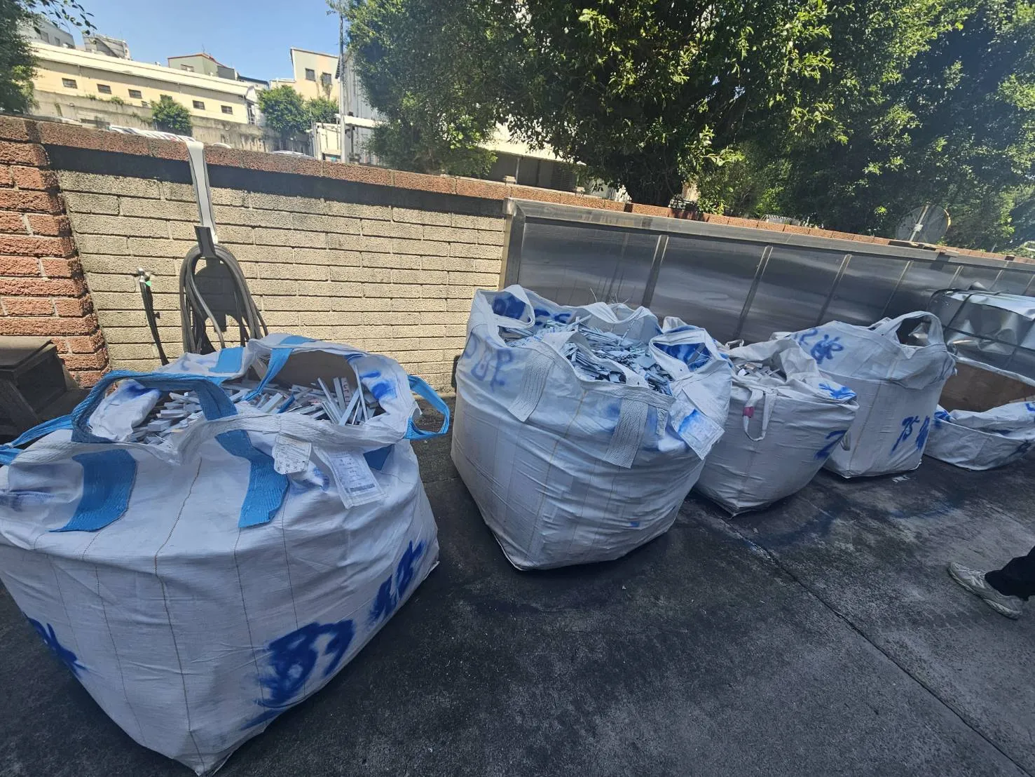專業鋁下腳料回收｜鋁屑、鋁合金、塊狀棒材高價收購