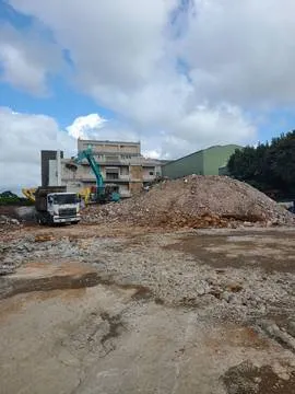 科技公司的拆除現場