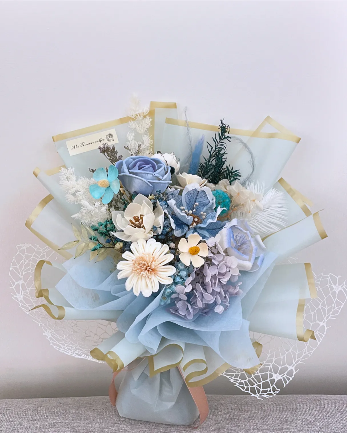 藍色系索拉花花束 FND2014