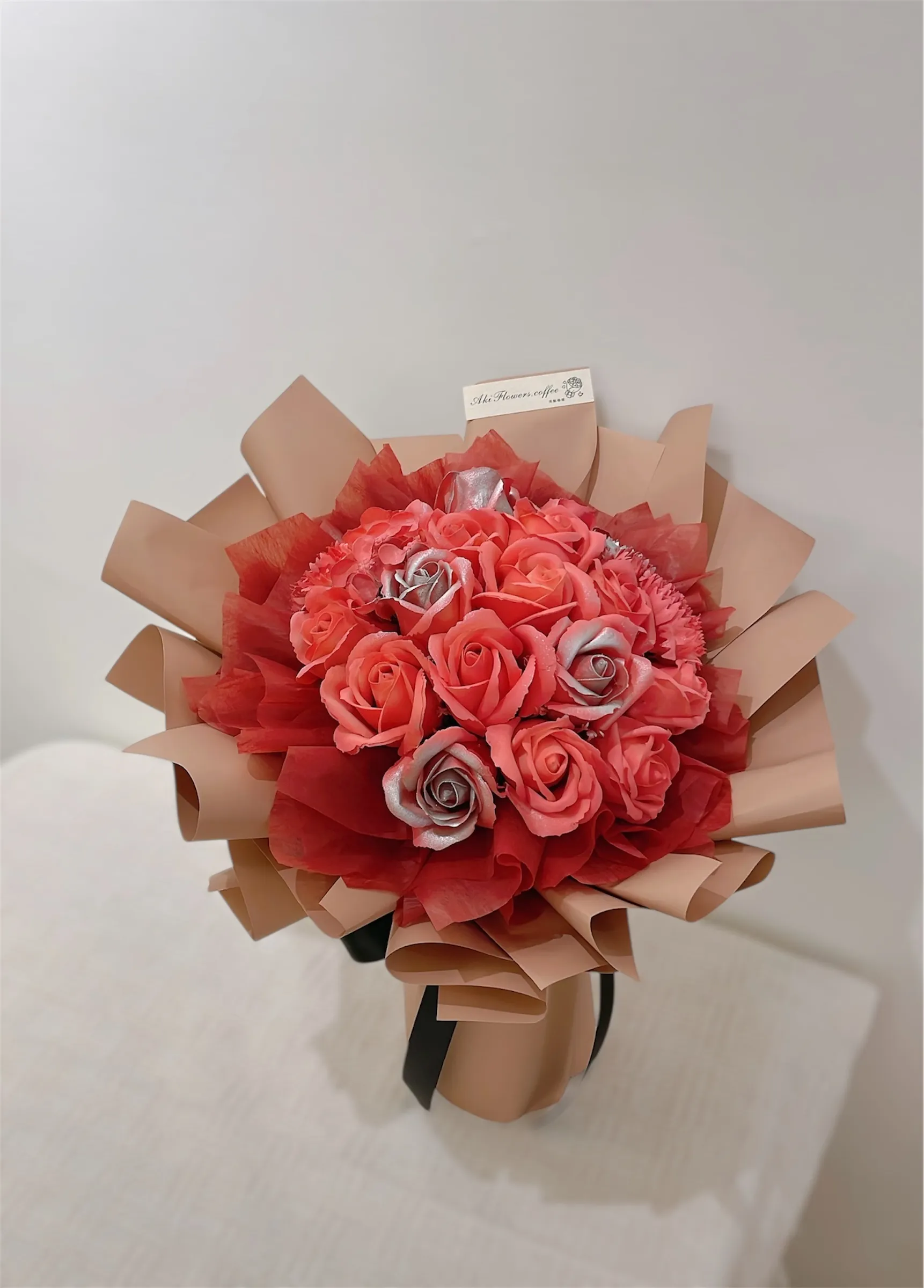 紅銀玫瑰香皂花花束 FND2003