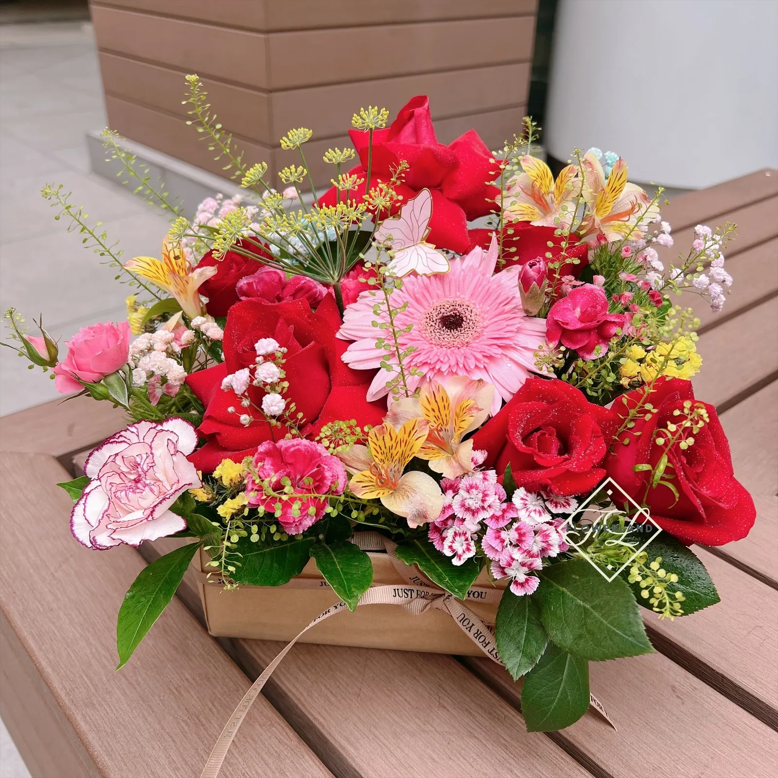 紅色系鮮花花籃 FND2072