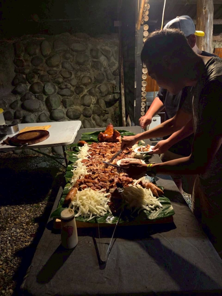 114.10.01高山森林基地訂購烤豬