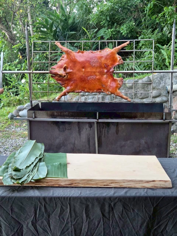 114.10.01高山森林基地訂購烤豬