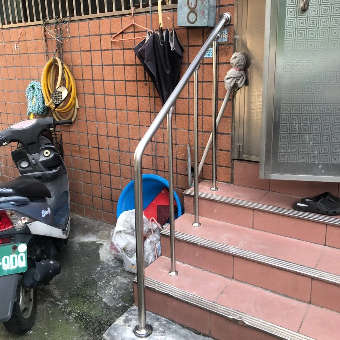 不銹鋼立柱扶手
