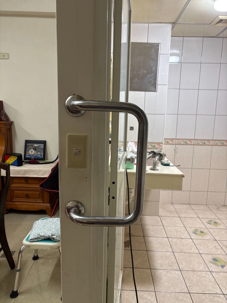 偏置型扶手｜扶手安裝