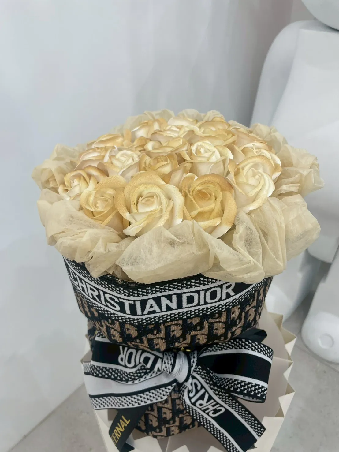 小香風-奶油禮讚（Dior包裝）