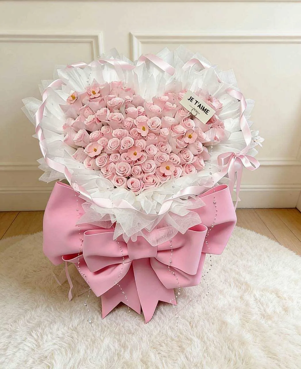 愛心大蝴蝶結花束-巨型抱抱桶