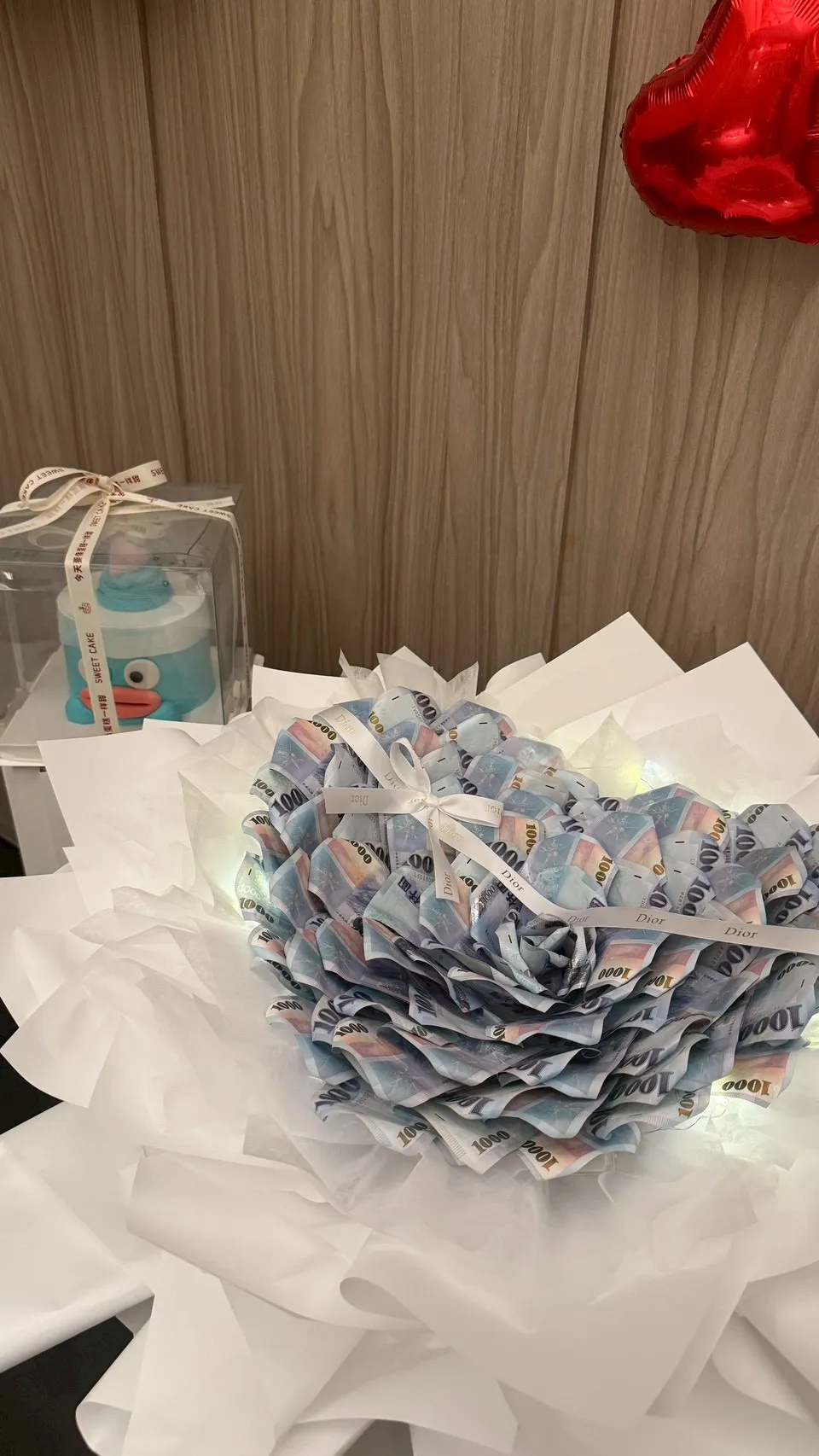 場地佈置（生日客製化）依客人預算做佈置！