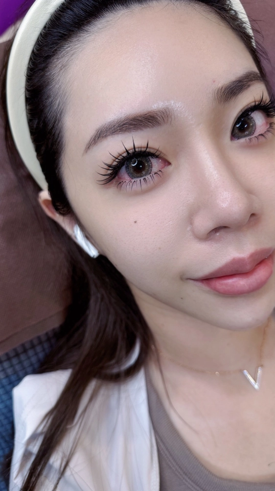 美睫．EYELASH EXTENSION