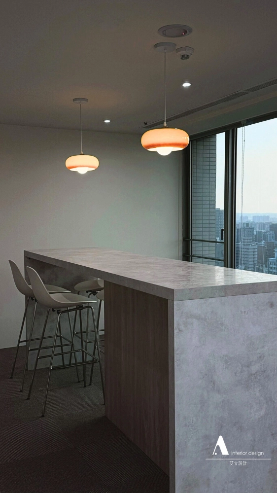 | 艾文作品 | 藝珂人事顧問有限公司