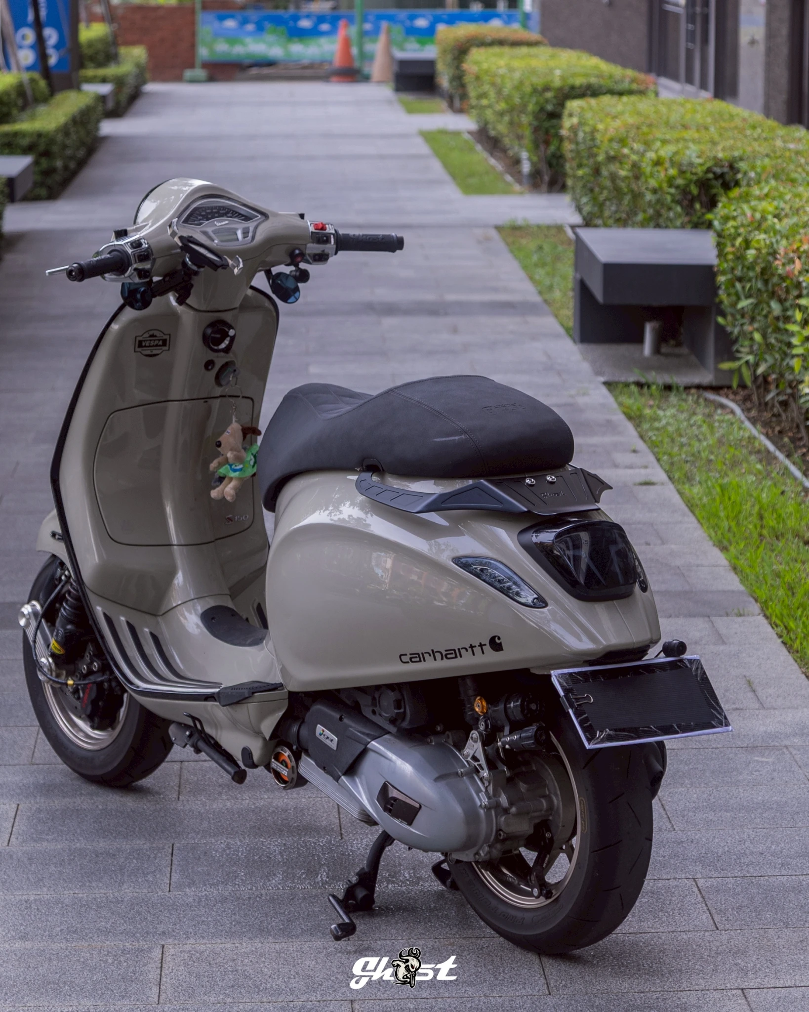 Ghost 偉士牌 VESPA  刀鋒尾翼 後扶手 (衝刺專用)預購中