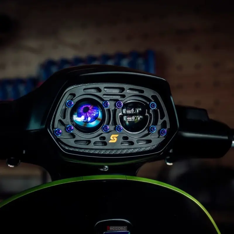 SLO 偉士牌 Vespa魔眼大燈 衝刺