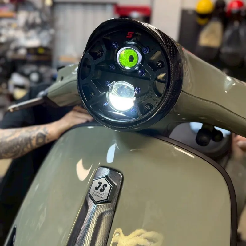 SLO 偉士牌 Vespa魔眼大燈 春天