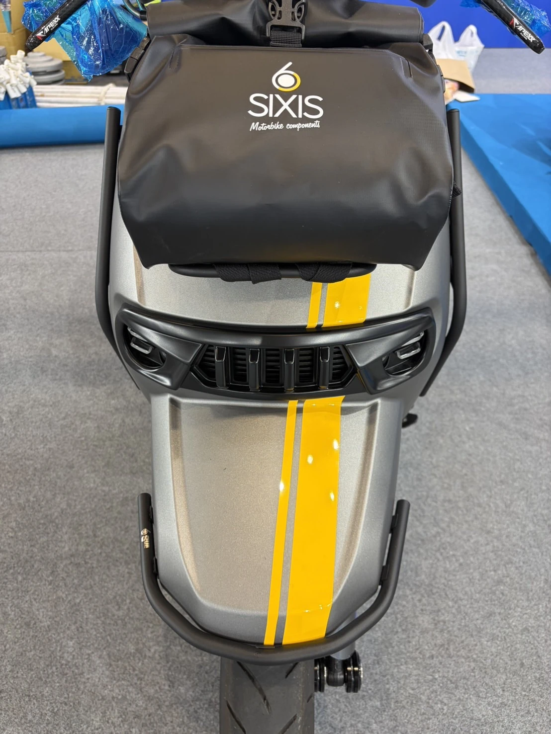 SIXIS SUI 前兩側保桿