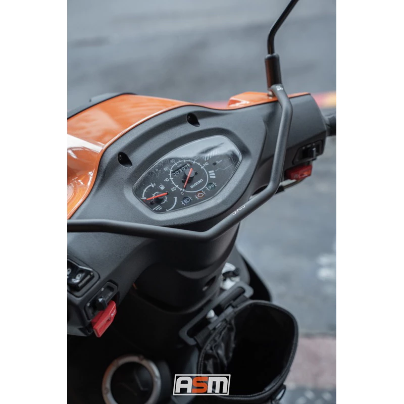 SIXIS SUI/Saluto前支架(橫桿)