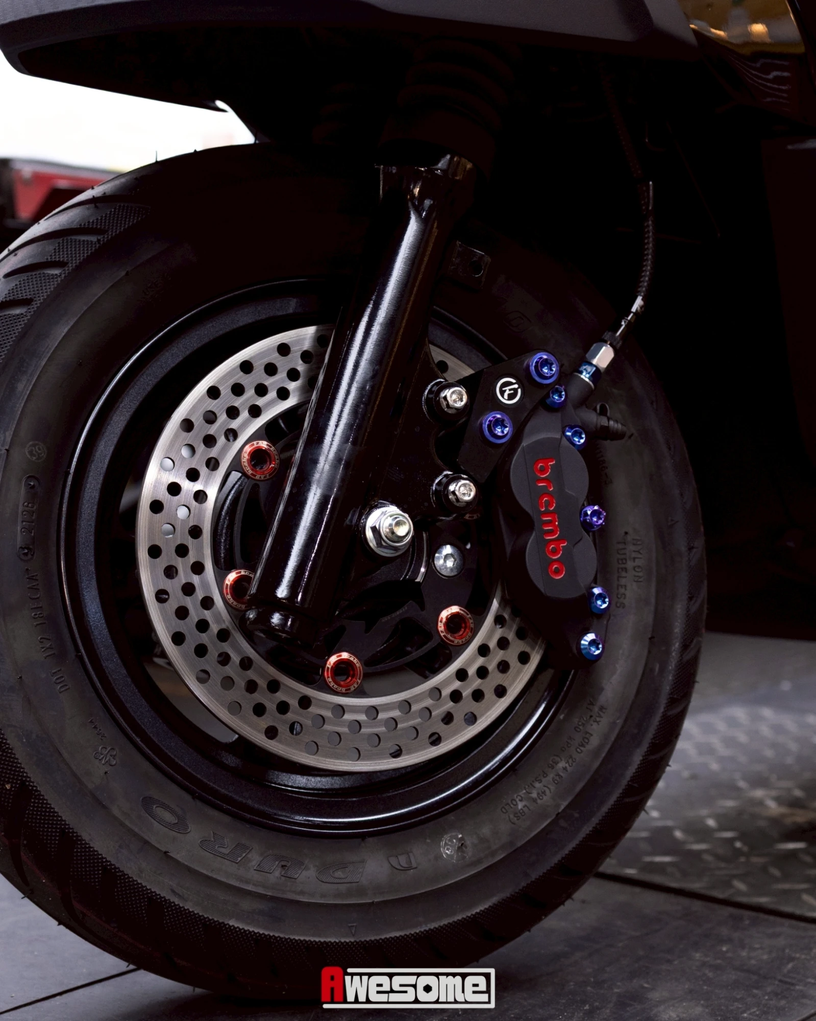 FAR赤鬼碟盤 Brembo黑底紅對四卡鉗 加路達編織油管 