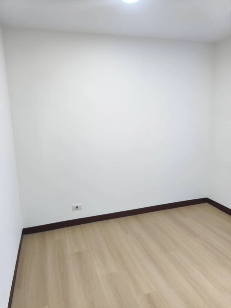 內湖區大湖山莊街 SPC