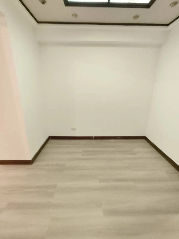 SPC地板安裝