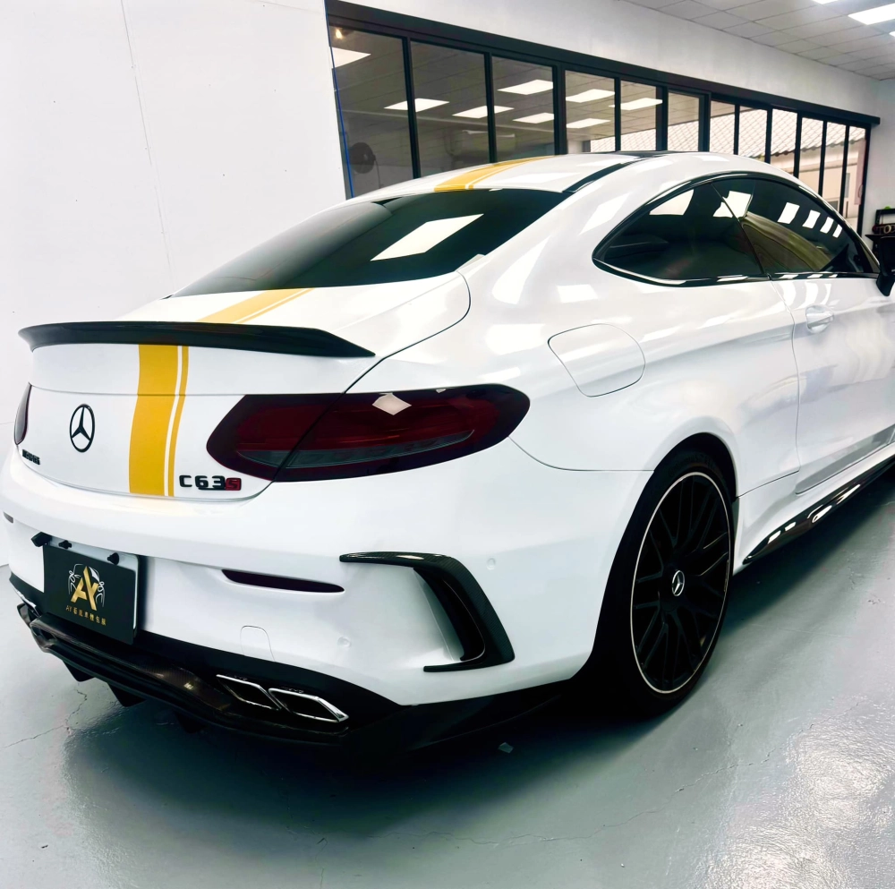 M-Benz C-Class Coupe AMG C63 S