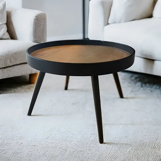 【黑色木紋圓形矮桌】一桌，多種生活場景的完美搭配。