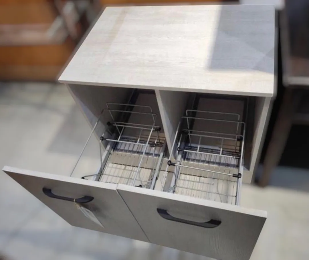【白梣木色廚具收納櫃，打造清新收納風】多層收納空間，餐具、小家電、調味瓶通通有位置。