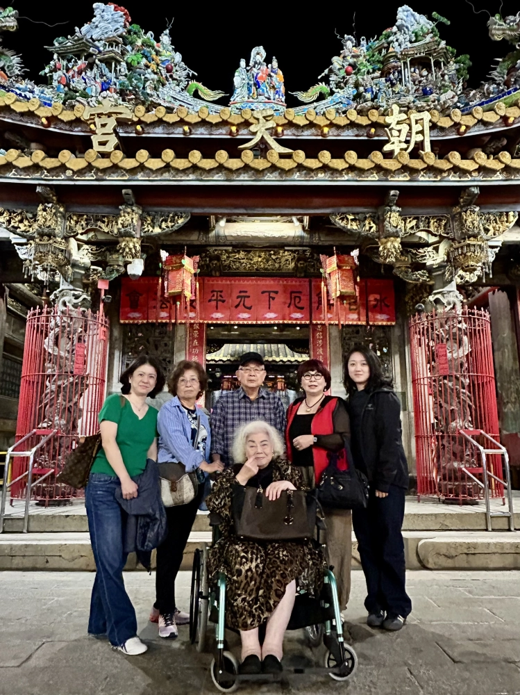 台南到台中飛花落院，北港ㄧ日家庭輕旅行