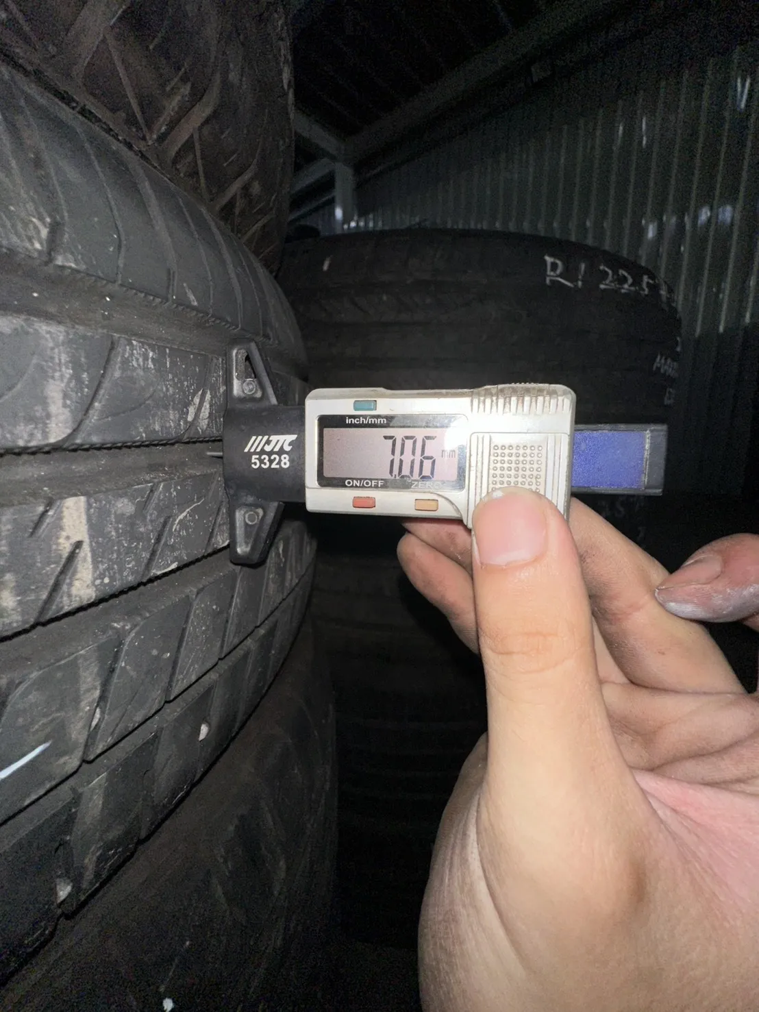 登錄普LM705 四條 195-55-15