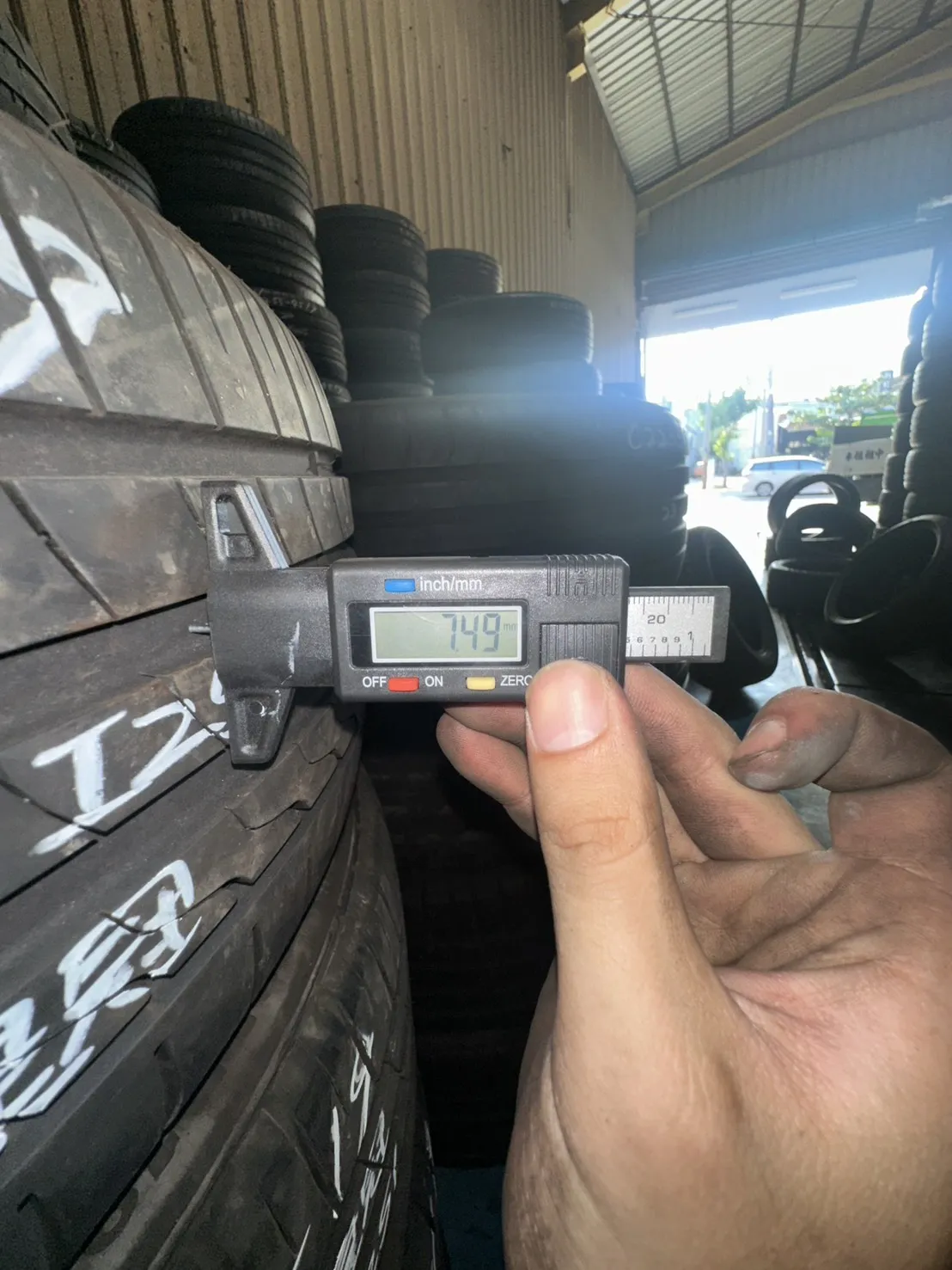 比利時皇冠 二條 225-40-19