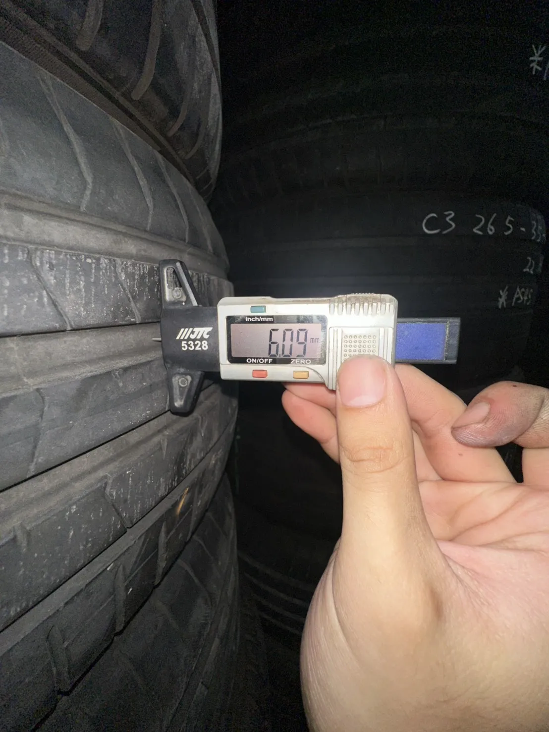 倍耐力PZ4(防爆）二條 225-35-20