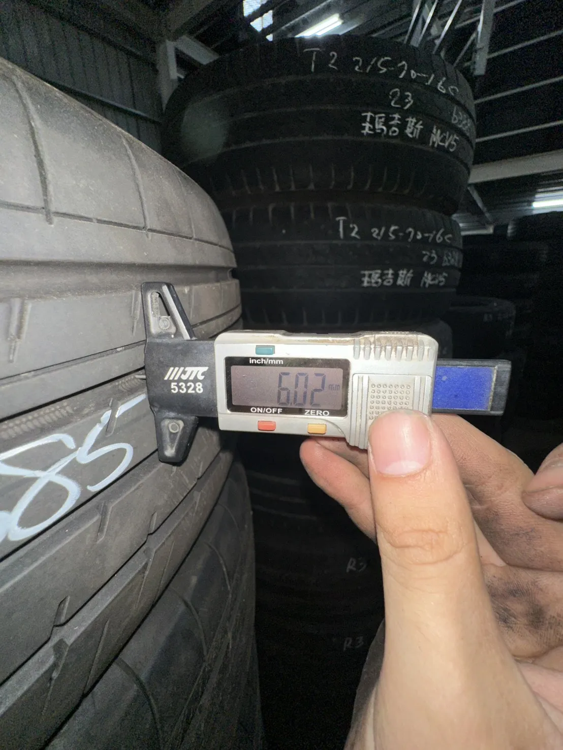 橫濱AE61 二條 215-65-16