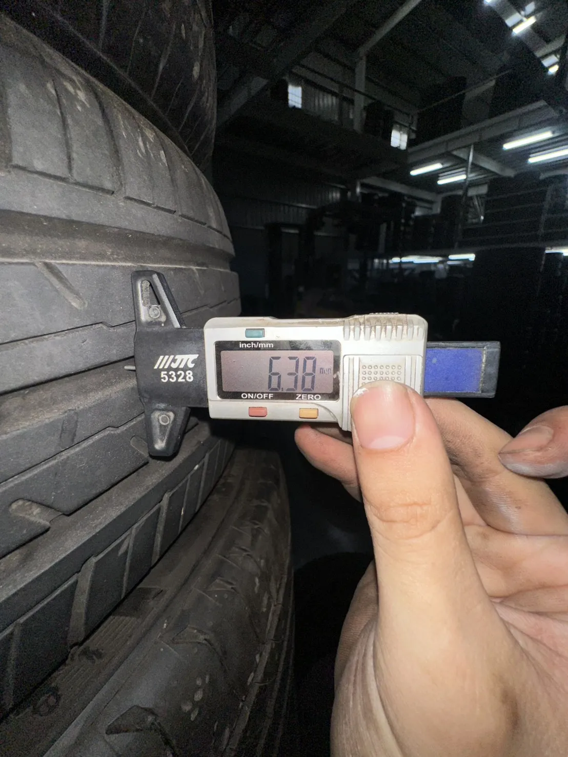 橫濱ES32 四條 195-50-16