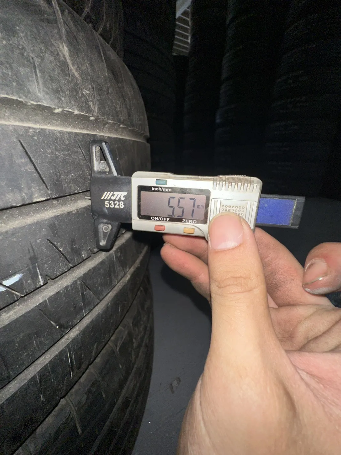 普利司通T005A 二條 235-45-18